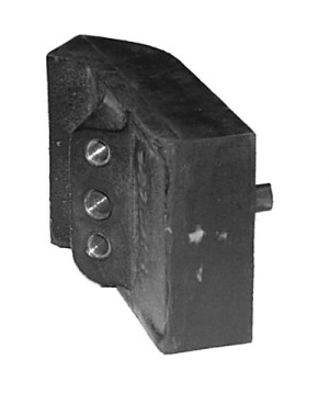 Engine mounting